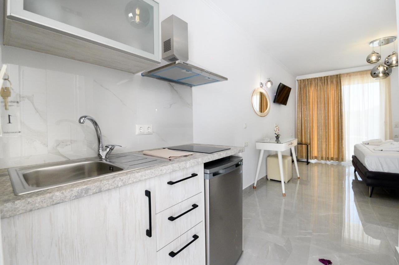 Sueno Suites Parga Exterior photo